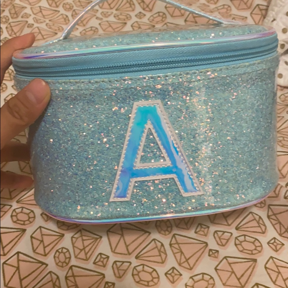 Makeup bag